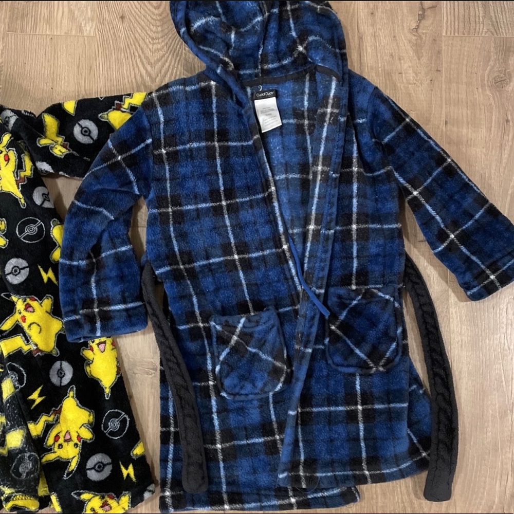 Boy Robes - Picture 3 of 3